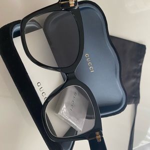 Gucci sunglasses (GG0459S)